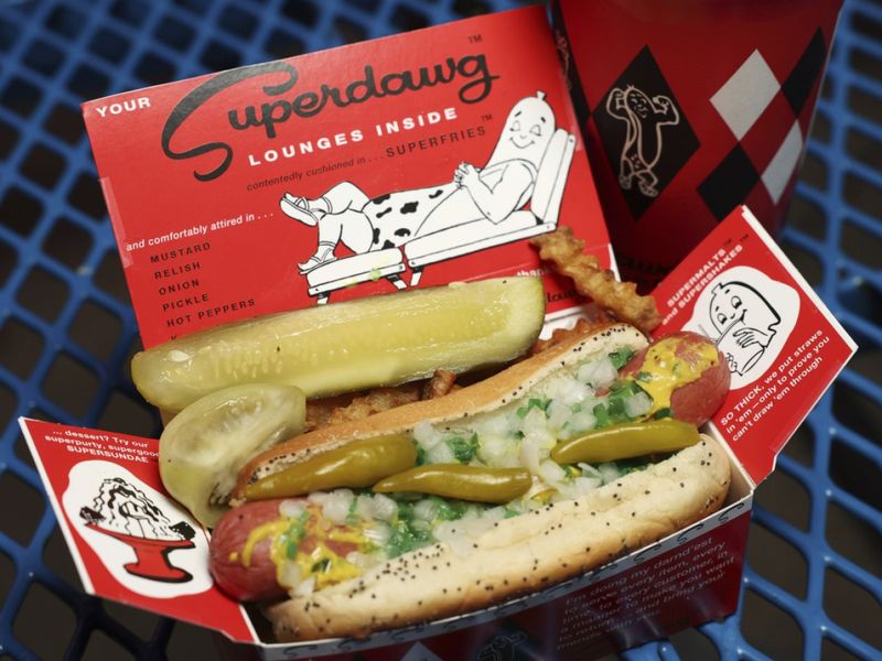 13 Illinois Sandwich Joints Serving Crispy Perfection - Decor Hint Superdawg Drive-In in Chicago