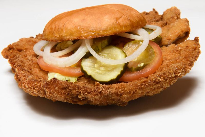 16 Iowa Dining Experiences You'll Be Glad You Tried - Decor Hint Tenderloin Burger Hybrid Creations