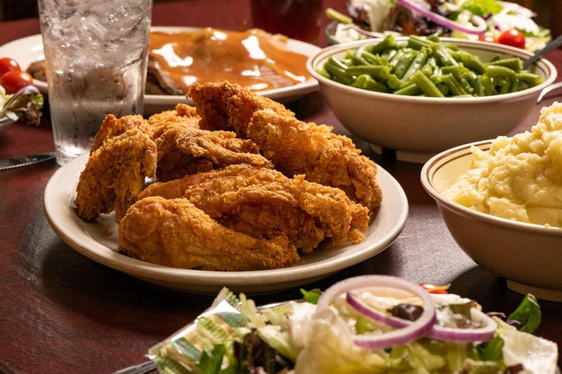 The Carriage Crossing Restaurant - Yoder