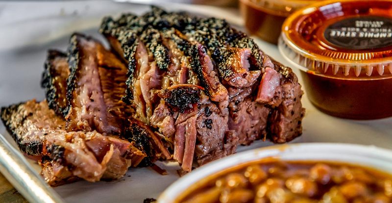 13 Illinois Sandwich Joints Serving Crispy Perfection - Decor Hint Smoque BBQ in Chicago