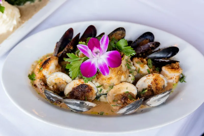 20 Staten Island Restaurants Making Fall Delicious - Decor Hint DeLuca's Italian Restaurant