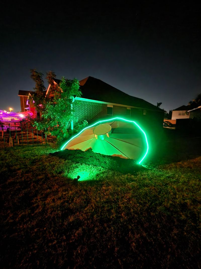 Alien Spaceship Landing
