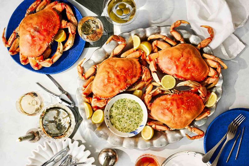 California Foods Everyone Should Try At Least Once - Decor Hint Dungeness Crab