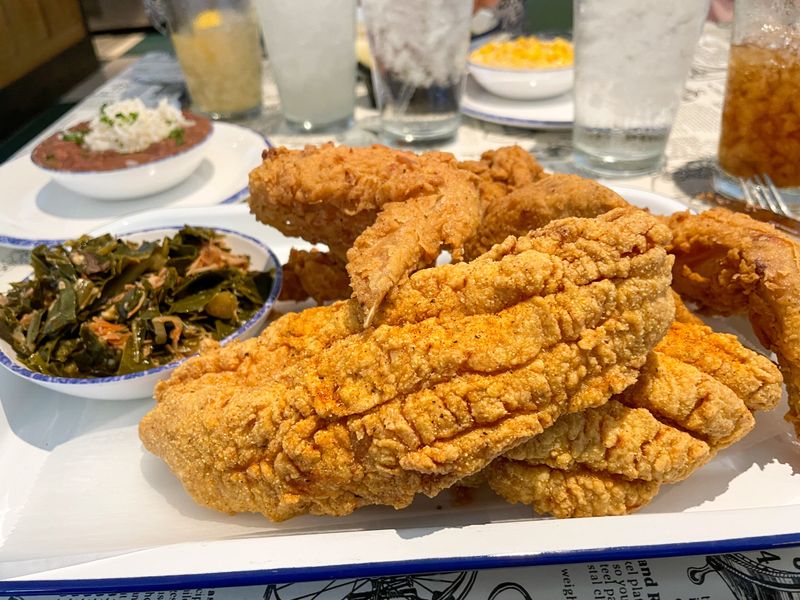 10 Texas Catfish Houses Where The Crunch Speaks For Itself - Decor Hint Gatlin's Fins & Feathers – Houston