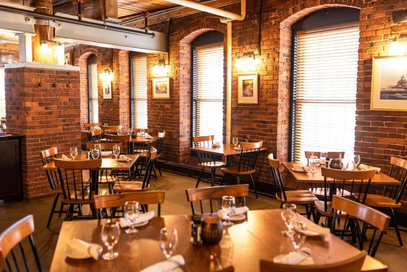 12 Maine Steakhouses That Quietly Serve The State's Best Steaks - Decor Hint Fishbones American Grill