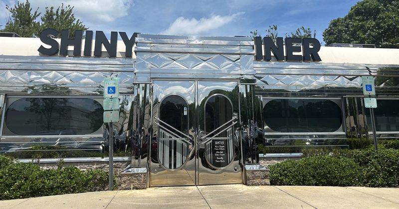 The North Carolina Diner Serving A Fried Bologna Sandwich Worth The Trip - Decor Hint Awards, Mentions & Media Buzz