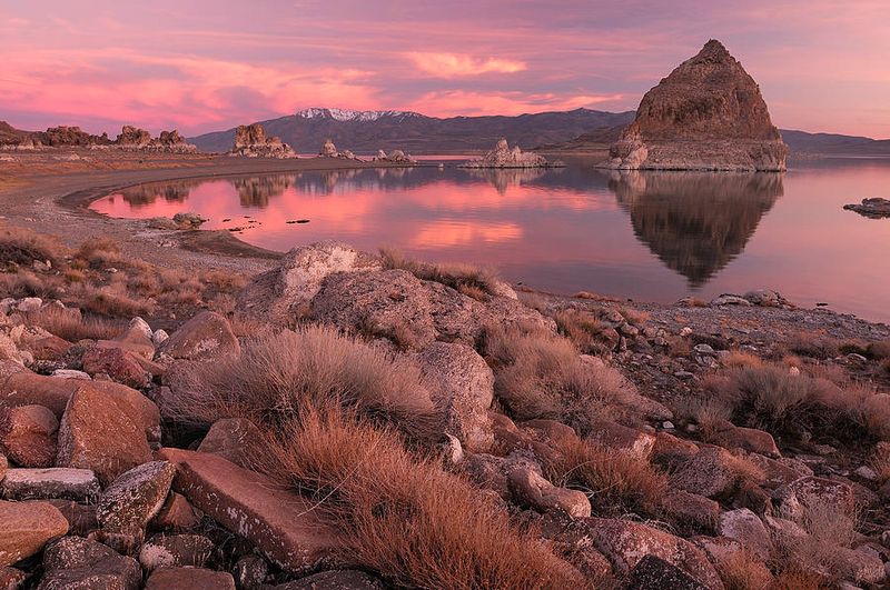 The Hidden Oasis In Nevada Locals Wish Stayed Secret - Decor Hint Dramatic Sunrises And Sunsets