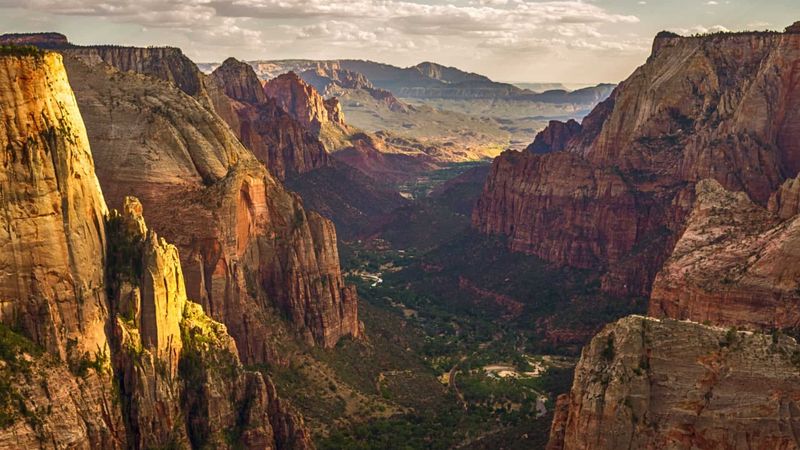 Trails In Utah That Show Why Hiking Here Is Unforgettable - Decor Hint Observation Point Trail in Zion National Park