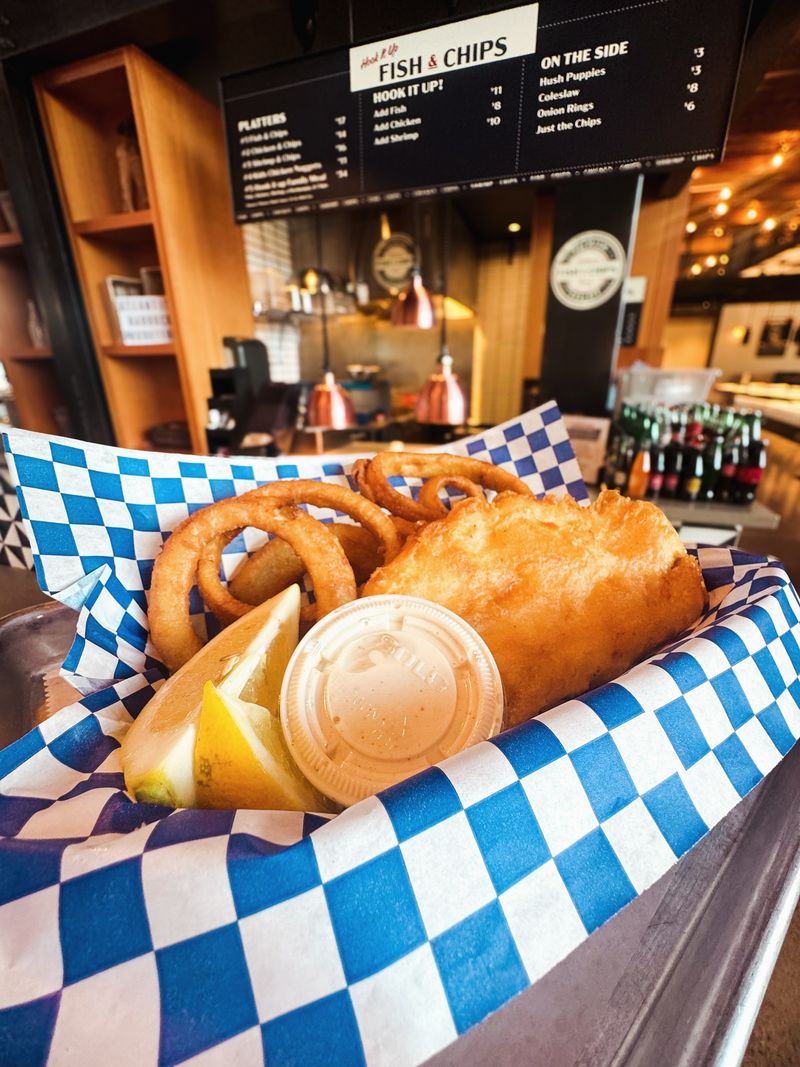 New Mexico Restaurants That Take Fried Fish To The Next Level - Decor Hint Hook It Up Fish & Chips, Albuquerque
