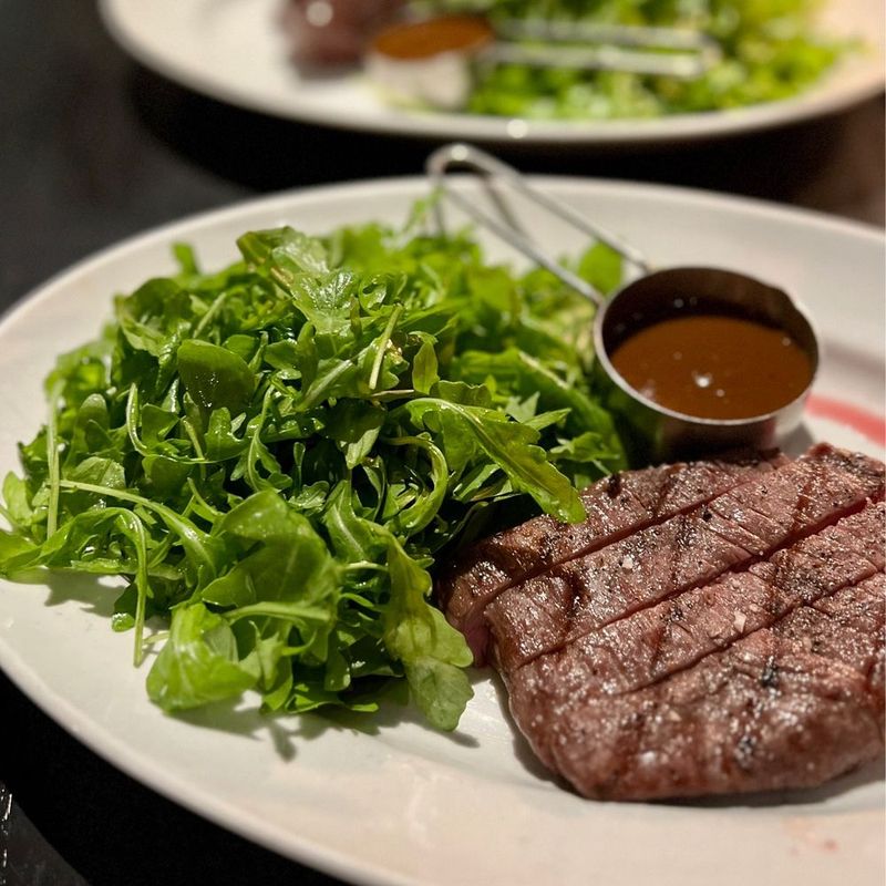 14 Ohio Steakhouses That Might Be Hidden But Definitely Aren't Secret Anymore - Decor Hint Bob's Steak & Chop House in Columbus