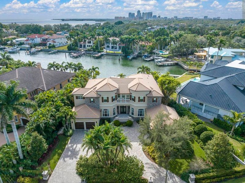Discover Florida's 50 Most Elite Suburbs, Miami Takes The Lead - Decor Hint St. Petersburg (Snell Isle)