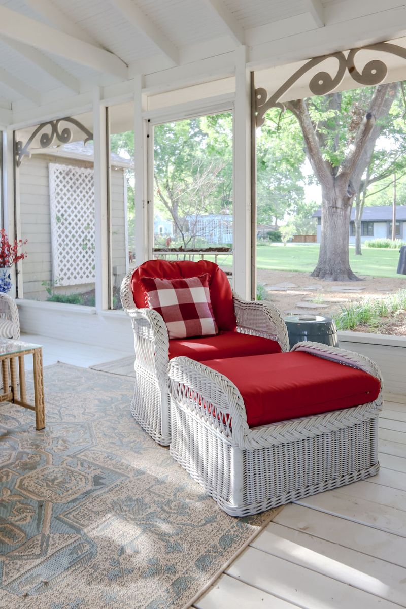 Inside A Texas Victorian Revival Brimming With Color, Charm, And Character - Decor Hint Sunroom