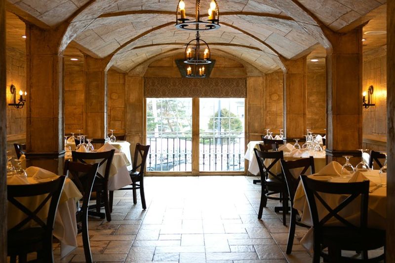 13 New Jersey Pizzerias Carrying On Their Family Pizza Legacy - Decor Hint Rosie's Wine Bar and Pizzeria - Randolph