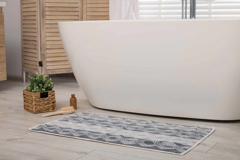 According To Washington Designers, Skip These Bathroom Expenses - Decor Hint Overpriced Bathroom Rugs