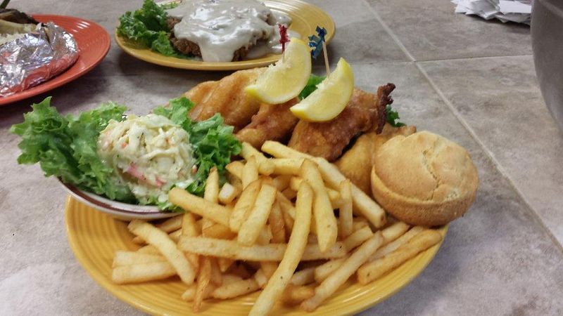 14 Fish Fry Restaurants That Make New Mexico Delicious - Decor Hint Chili Hills Restaurant, Moriarty