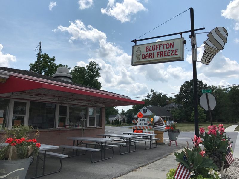 The Official 20 Stop Ohio Ice Cream Trail And The Central Ohio Shops You Can't Miss - Decor Hint Bluffton Dari Freeze - Bluffton