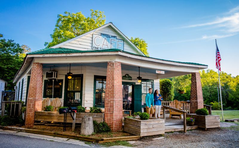 Hidden Georgia Towns Perfect For A Quiet Nature Escape - Decor Hint Juliette