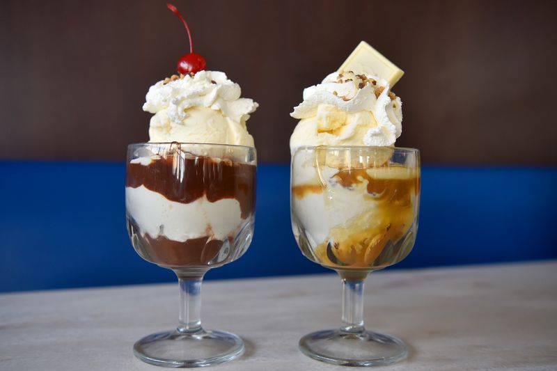 San Francisco Food Experiences Everyone Should Try At Least Once - Decor Hint Ghirardelli Square Hot Fudge Sundae