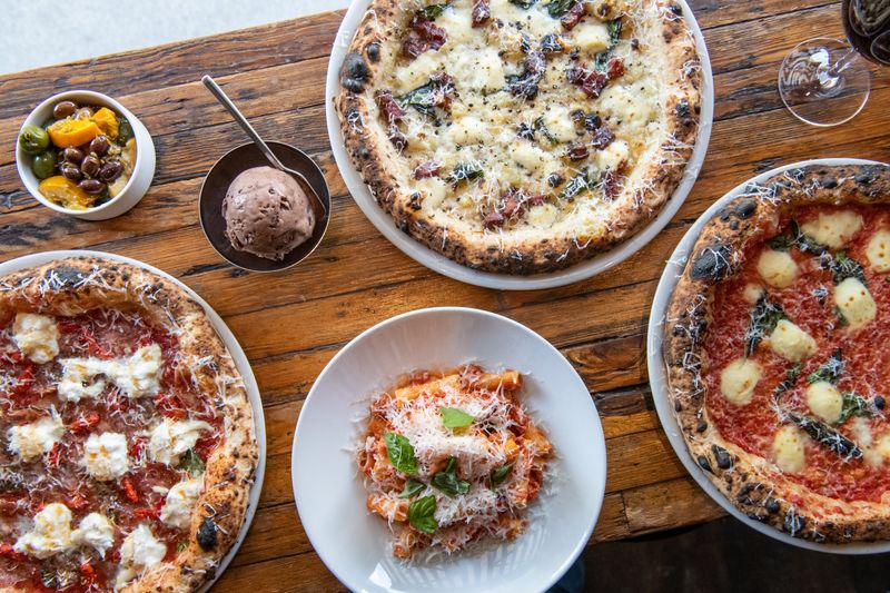 14 Washington Pizza Joints Worth Every Mile For Fresh Flavor - Decor Hint LUPO - Seattle (Fremont)