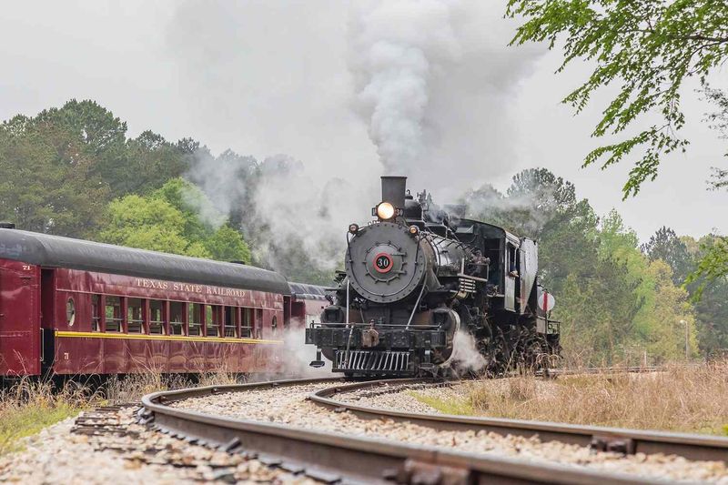Discover Texas’ Beauty On This Scenic Train Adventure - Decor Hint The History Behind Texas' Most Scenic Train Routes