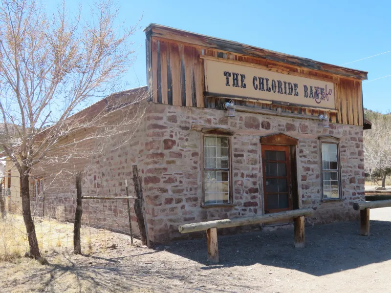 Touring Arizona's Desert Abandoned Amusement Parks - Decor Hint Geronimo Park, Apache Junction