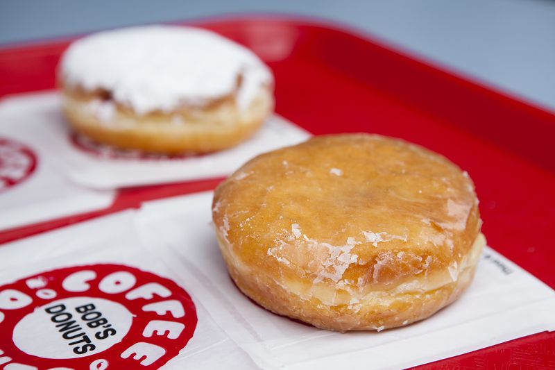 California's Most Irresistible Donut Shops Worth Waking Up Early For - Decor Hint Bob's Coffee & Doughnuts - Los Angeles