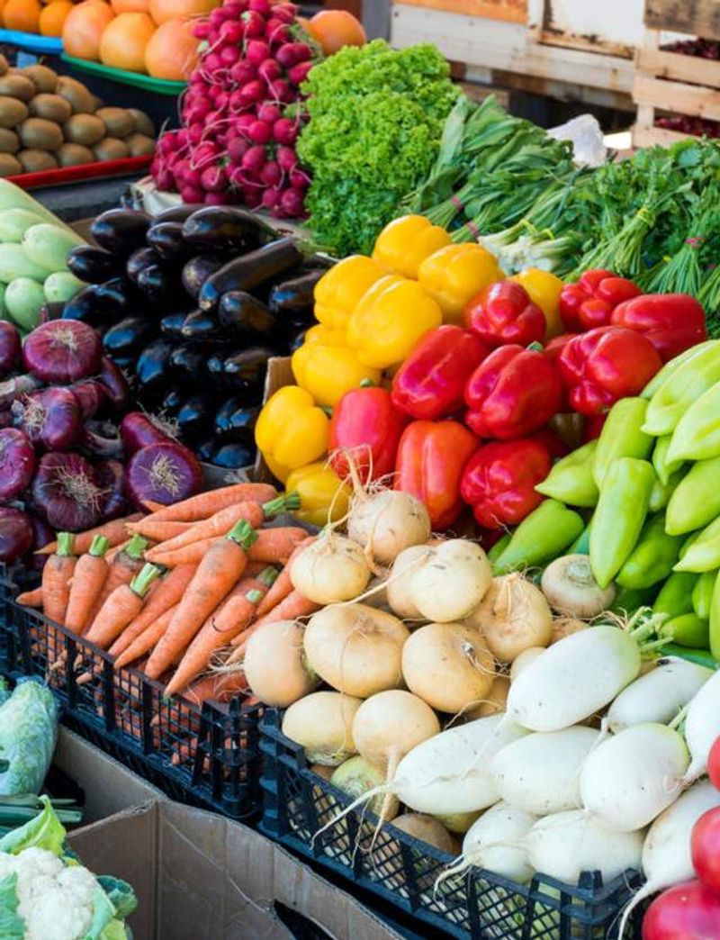 12 Must-Visit Alabama Maker Markets Celebrating Local Art And Creativity - Decor Hint The Market at Auburn University - Auburn