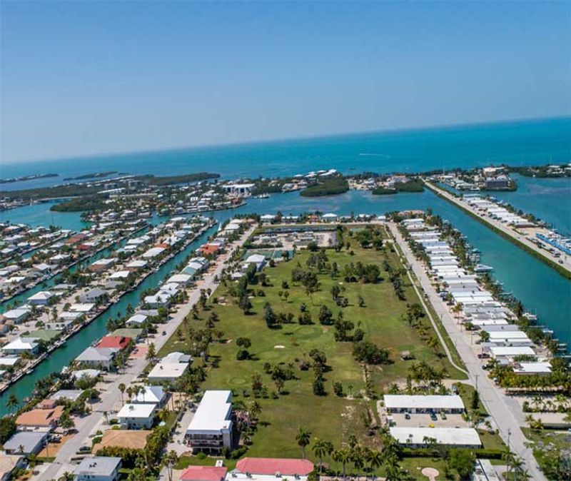Florida Keys Small Towns Where Time Slows Down And Views Never Disappoint - Decor Hint Key Colony Beach