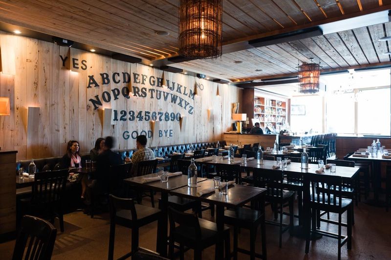 Boston Restaurants That Feel Like Family Gatherings - Decor Hint The Gallows