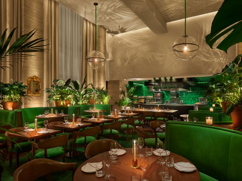 Florida Restaurants You'll Wait Weeks To Dine At, But Won't Regret It - Decor Hint Lilac, Tampa
