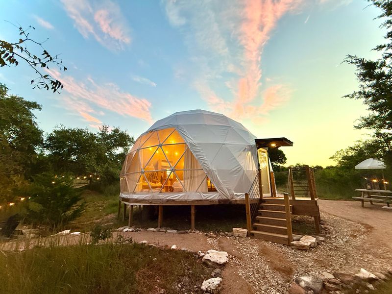 20 Epic Texas Glamping Spots That Are Anything But Roughing It - Decor Hint Daylight Dome, Blue Ridge