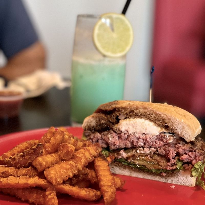 Classic Tenderloin Sandwiches In Florida You'll Want To Try At Least Once - Decor Hint Cracker Barrel Ranch Tenderloin