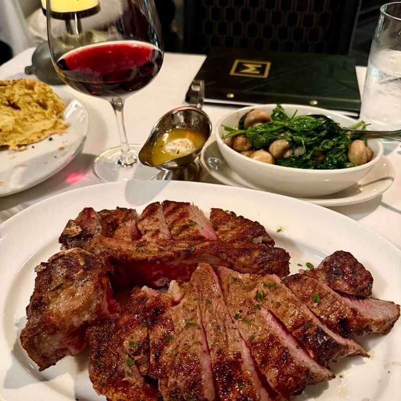 Oregon Steakhouses That Hit The Right Notes Every Time - Decor Hint Morton's The Steakhouse, Portland