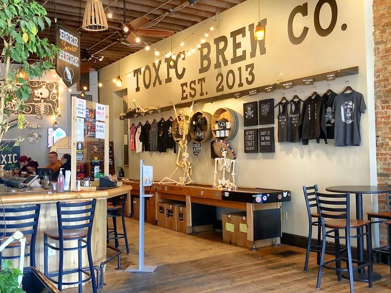 The Best Restaurants In Dayton, Ohio - Decor Hint Toxic Brew Company