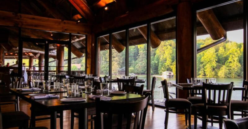 Enjoy These Georgia Restaurants Nestled By Scenic Lakes