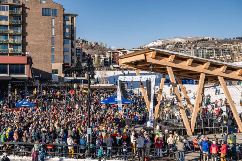 Colorado Mountain Towns That Locals Say Are Packed With Tourists - Decor Hint Steamboat Springs