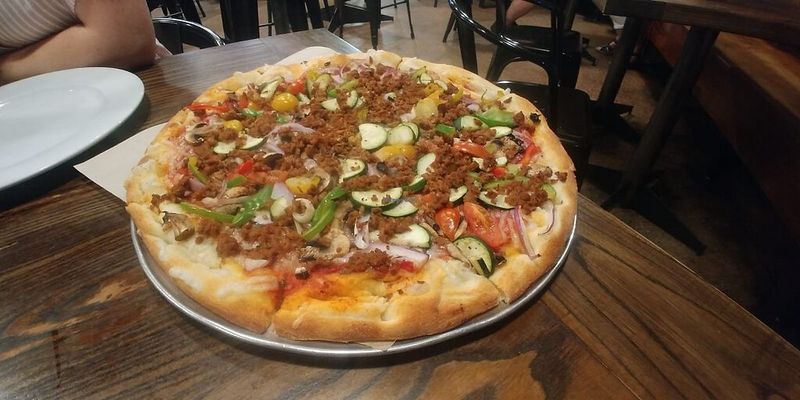 California Fast-Casual Chains That Fell Short Of Expectations - Decor Hint Zpizza