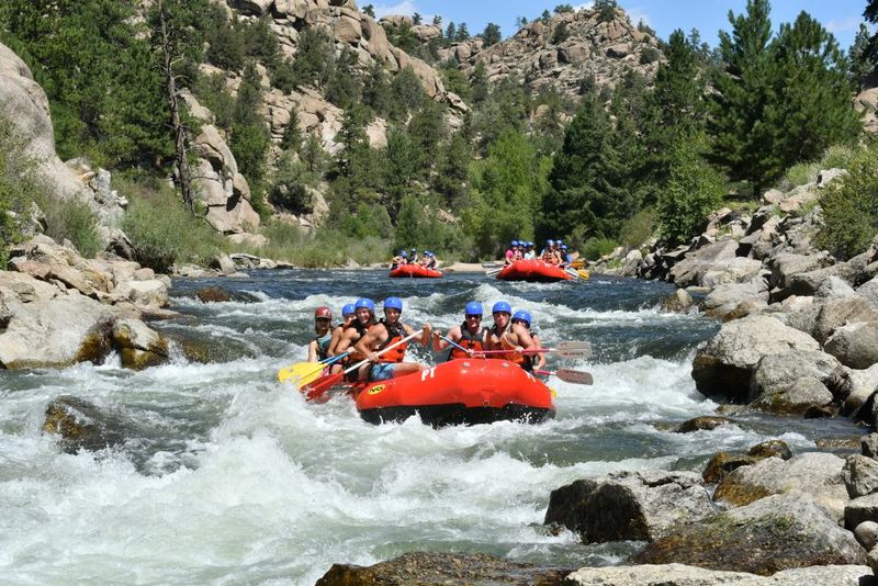 Colorado Weekend Ideas Perfect For Every Kind Of Explorer - Decor Hint Raft the Arkansas River