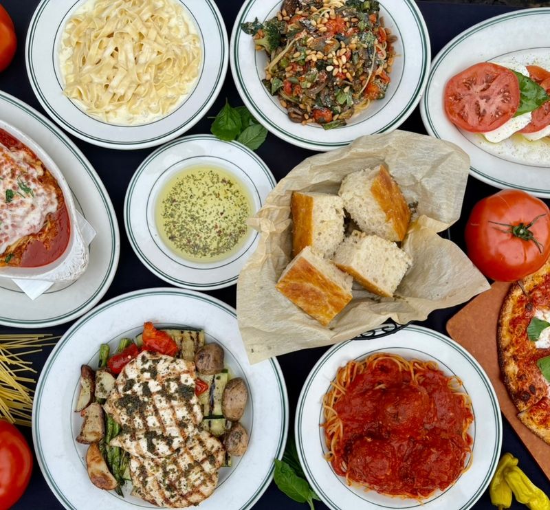 Mandola's Italian Market in Austin: Casual First-Date Perfection