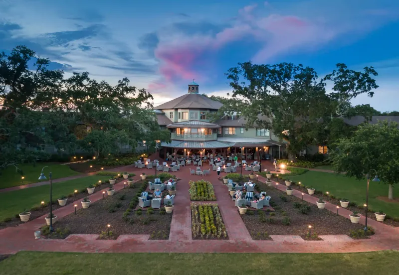 10 Alabama Beach Towns Locals Say Are Overrun Every Summer - Decor Hint Point Clear