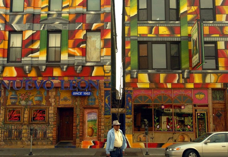 Family-Owned Mexican Restaurants In Illinois Locals Can't Get Enough Of - Decor Hint Nuevo Leon Restaurant - Chicago