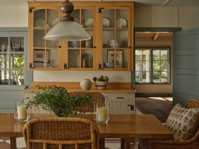A Signature Blue Touch Defines This Wine Country Ranch In California - Decor Hint Kitchen & Breakfast Area: Checkerboard Floor & Soapstone Counters