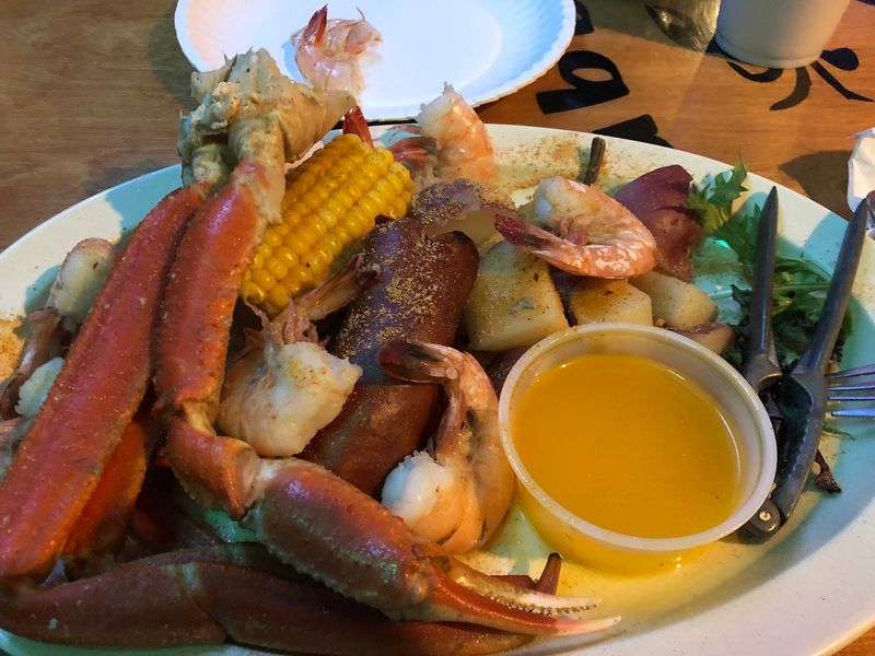Georgia Seafood Restaurants Locals Love More Than The Tourists Do - Decor Hint Bubba Jax Crab Shack, Savannah