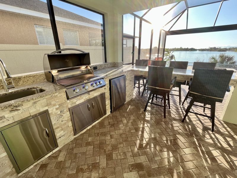 Outdoor Kitchen with Coastal Finishes
