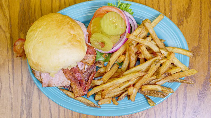 Bradley's Corner Cafe - Topeka