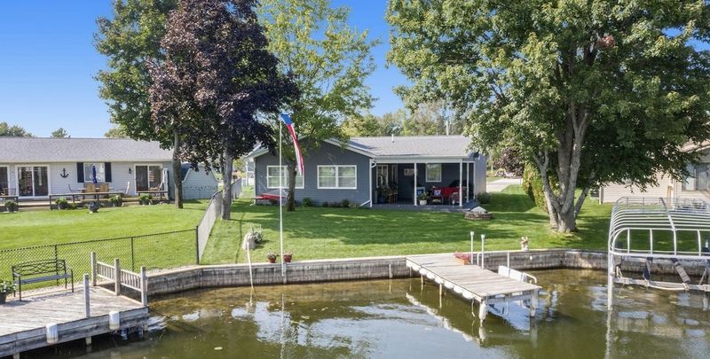 Floating Dock Porch Paradise