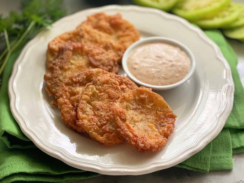 18 Florida Country Recipes That Taste Like Sunshine And Family - Decor Hint Fried Green Tomatoes
