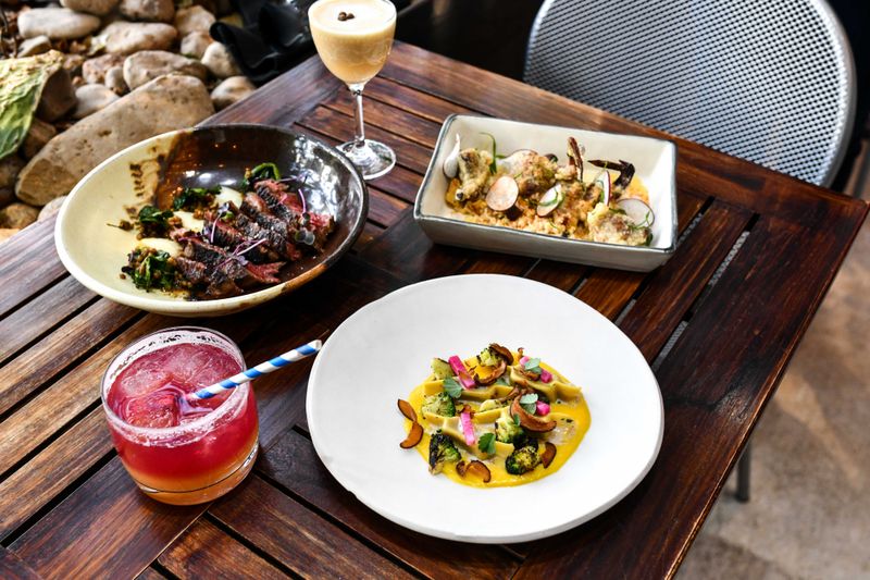 13 Austin Restaurants Where Couples Go For Food Fun And A Perfect Night Out - Decor Hint Barley Swine