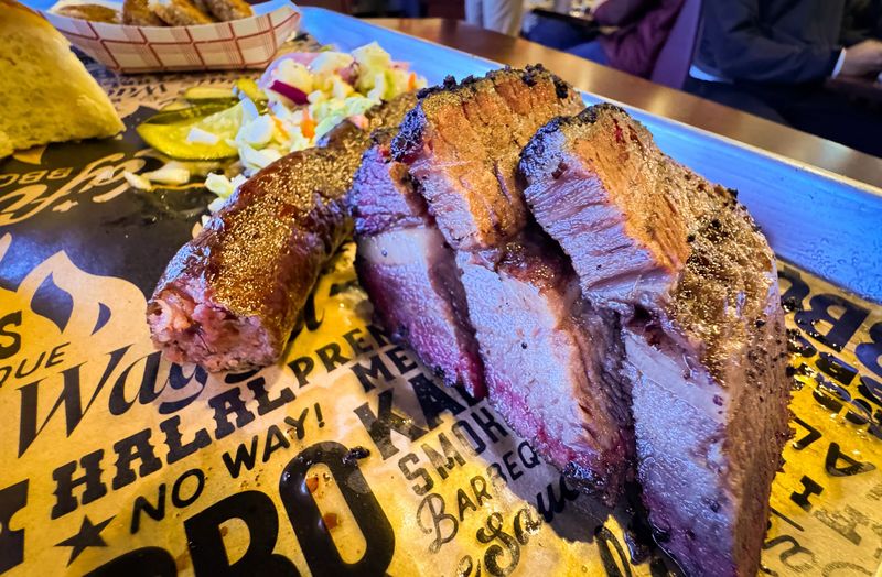 14 Reasons Dallas Tops The Charts As The World's Most Affordable Dining Destination - Decor Hint Massive Portion Sizes