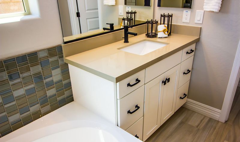 Nevada Homeowners Drive Across Town To Avoid Repeating These Bathroom Mistakes - Decor Hint Installing Outlets Too Far From Counters